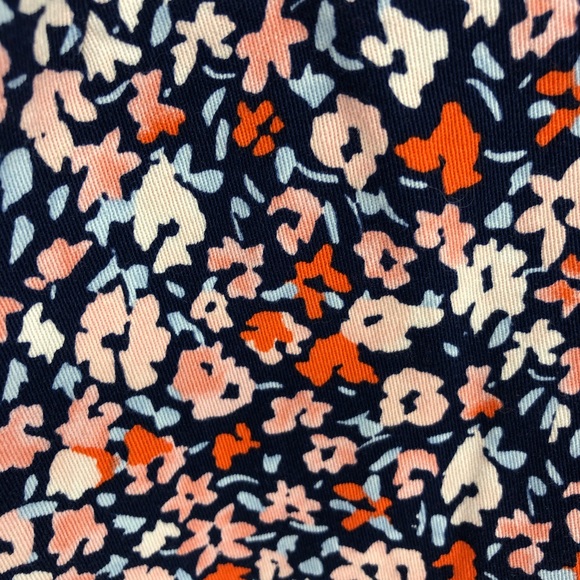 BCBGeneration front pleat panel hot coral shorts - Picture 5 of 7